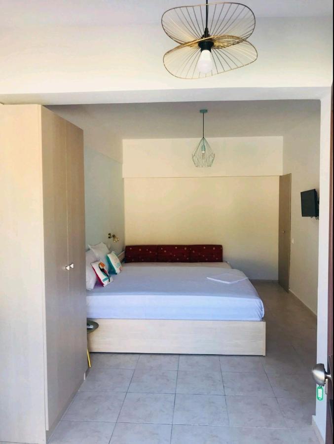Golden View Apartments Myrina Limnos Екстериор снимка
