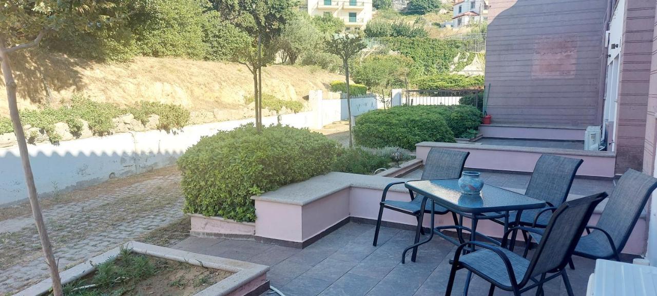 Golden View Apartments Myrina Limnos Екстериор снимка