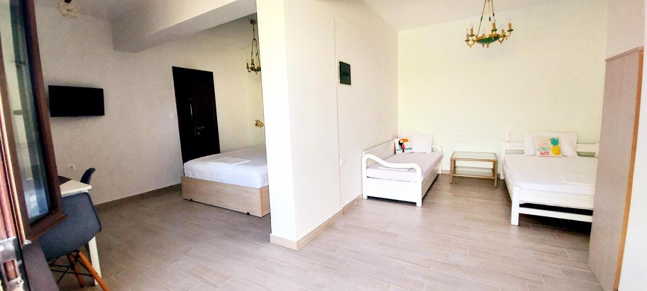 Golden View Apartments Myrina Limnos Екстериор снимка