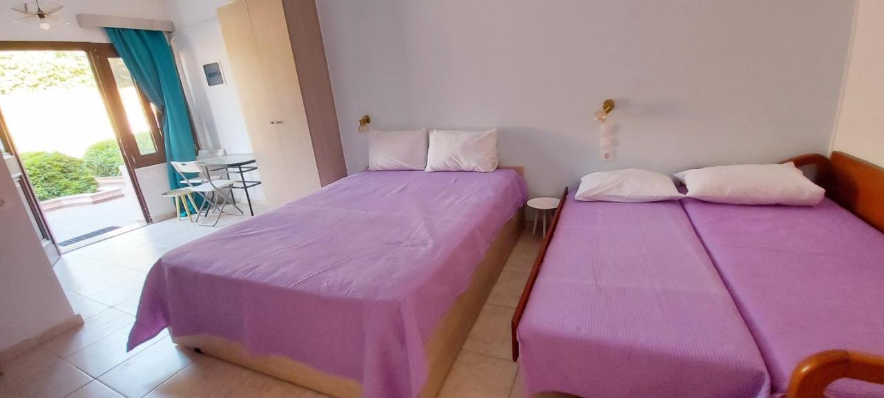 Golden View Apartments Myrina Limnos Екстериор снимка