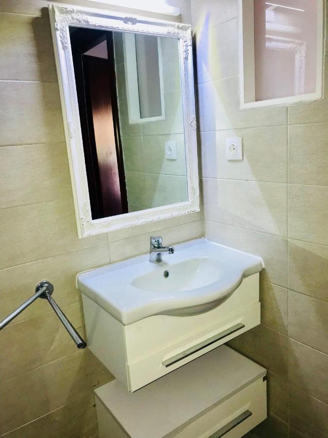 Golden View Apartments Myrina Limnos Екстериор снимка